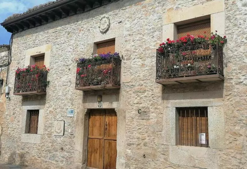 Hotel Rural La Posada De Tamajon