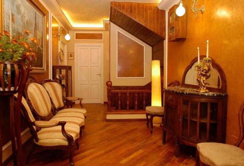 Сельский отель La Posada De Tamajon