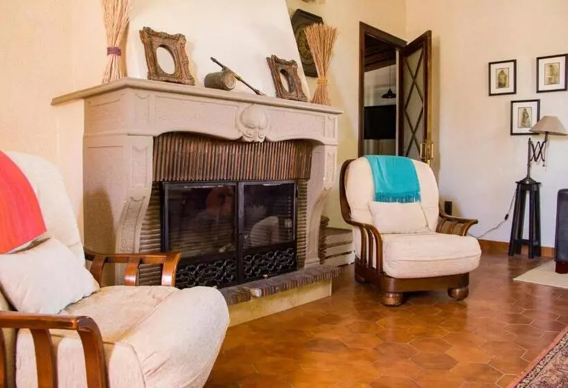 田舎風ホテル Mas El Cuquello