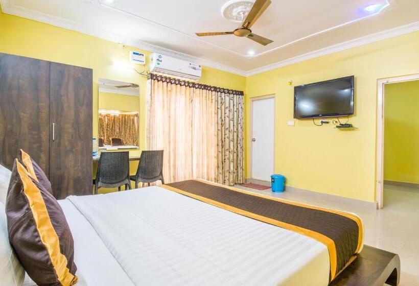 ホテル At Home Prakruthi Resorts