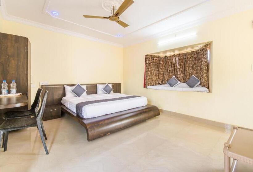 ホテル At Home Prakruthi Resorts