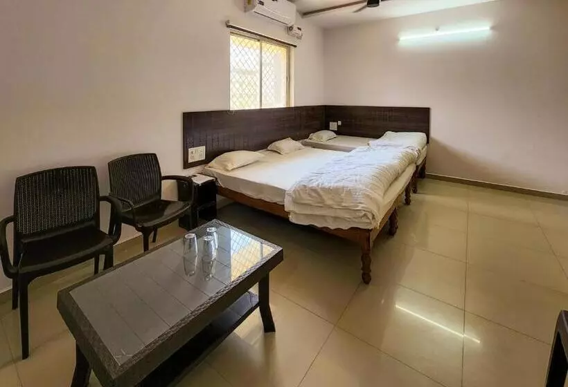 Shivani Inn Hotel & Banquet