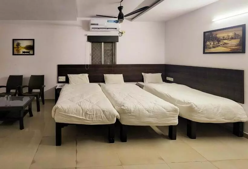 Shivani Inn Hotel & Banquet