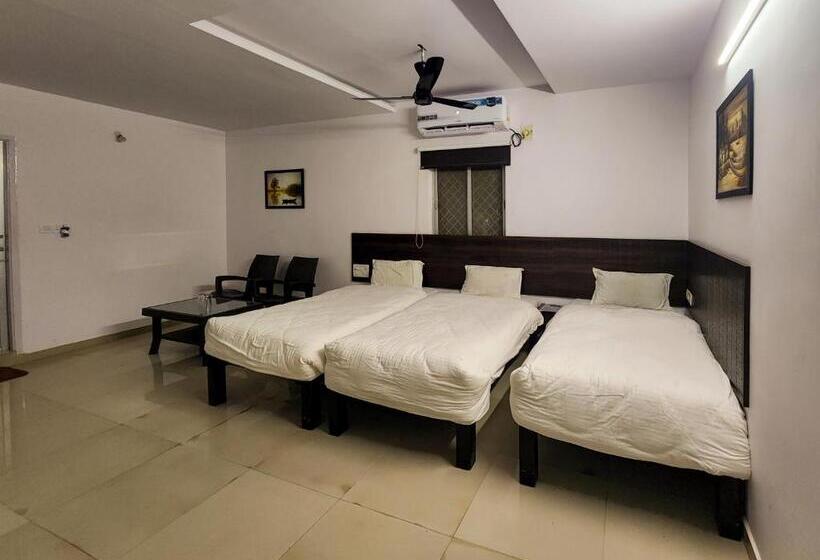 Shivani Inn Hotel & Banquet