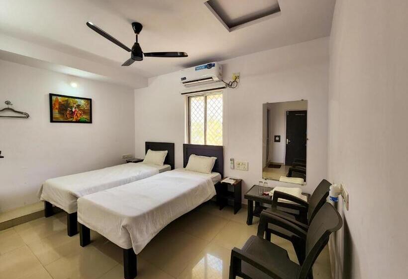 Shivani Inn Hotel & Banquet