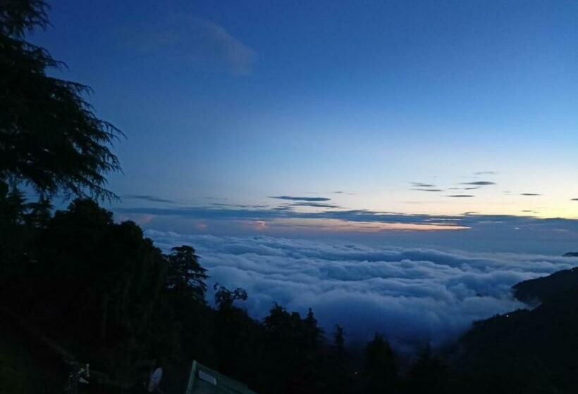 酒店 Midway Restaurants & Guest House