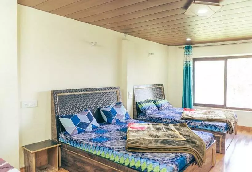 هتل Midway Restaurants & Guest House