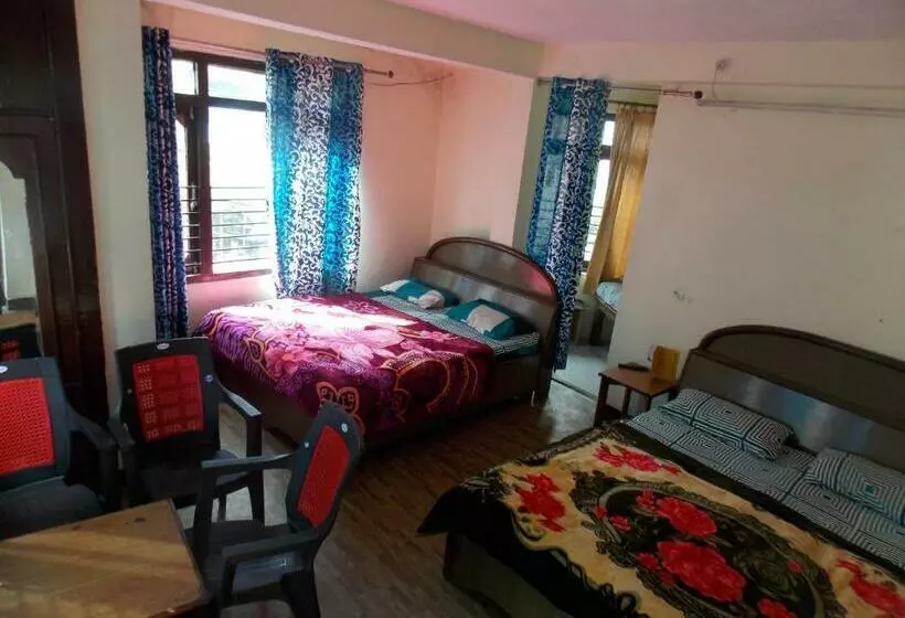 هتل Midway Restaurants & Guest House