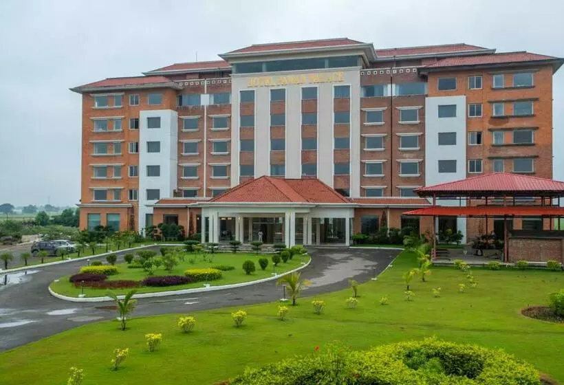 هتل Pawan Palace, Lumbini