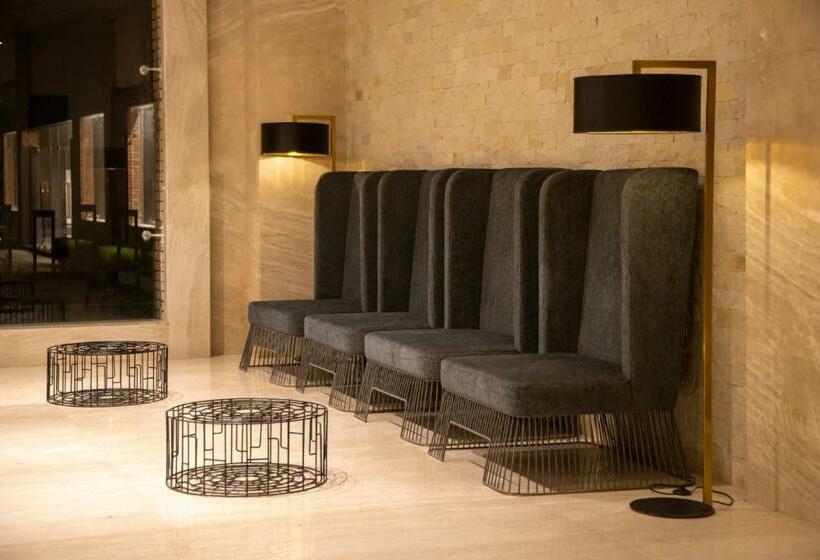 Hotel Pawan Palace, Lumbini