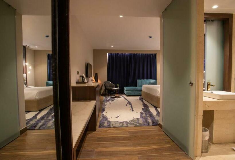 Hotel Pawan Palace, Lumbini