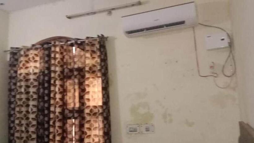 Hotel Spot On 83131 Saini Property