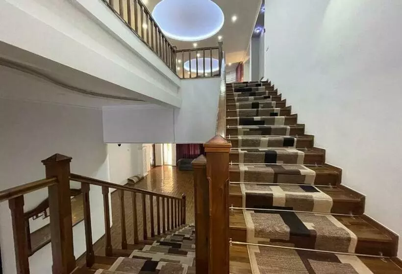 هاستل Al Arda Avenue