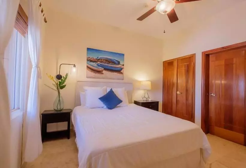 Hol Chan Reef Resort & Villas