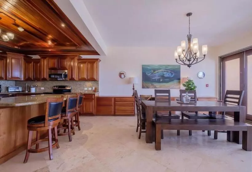 Hol Chan Reef Resort & Villas