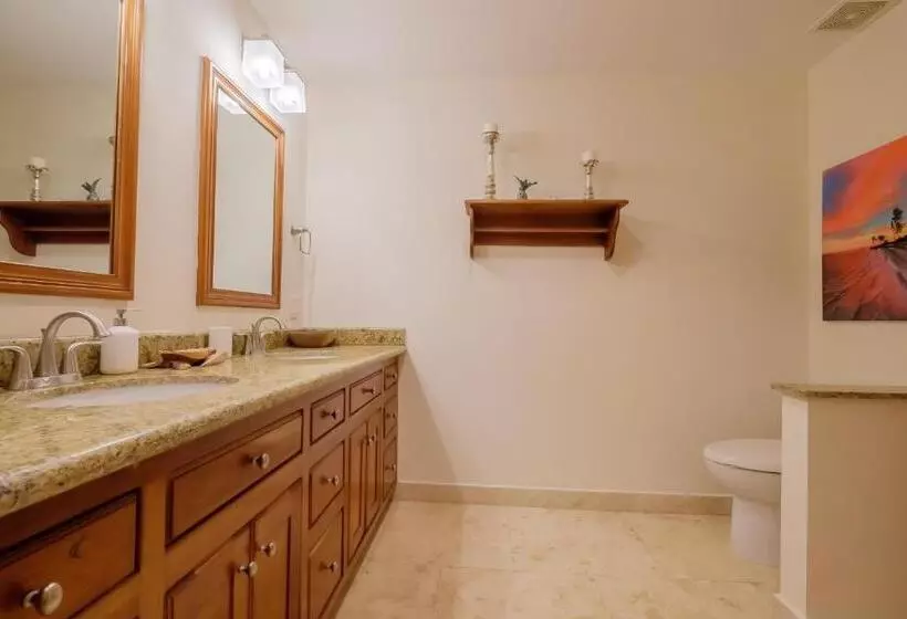 Hol Chan Reef Resort & Villas