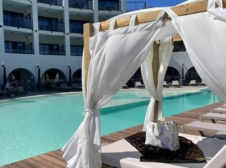 Hotelli Eco Résidence Dolce Paese