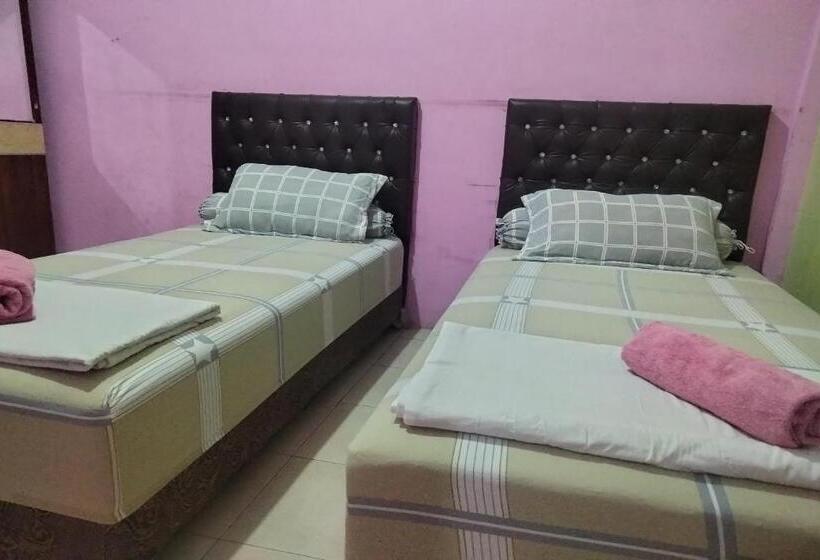 فندق Home Stay Kembar Syariah Redpartner