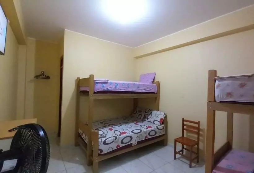 هتل Hospedaje Ola Marina