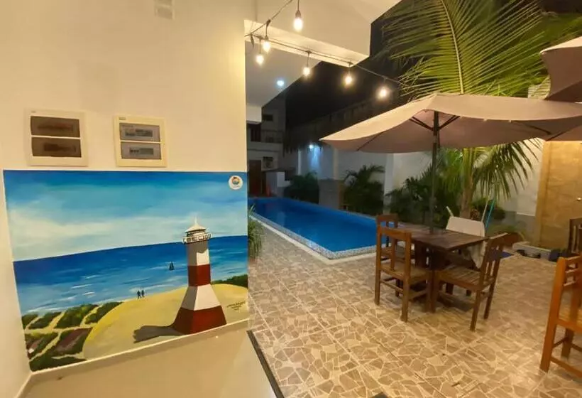 هتل Hospedaje Ola Marina