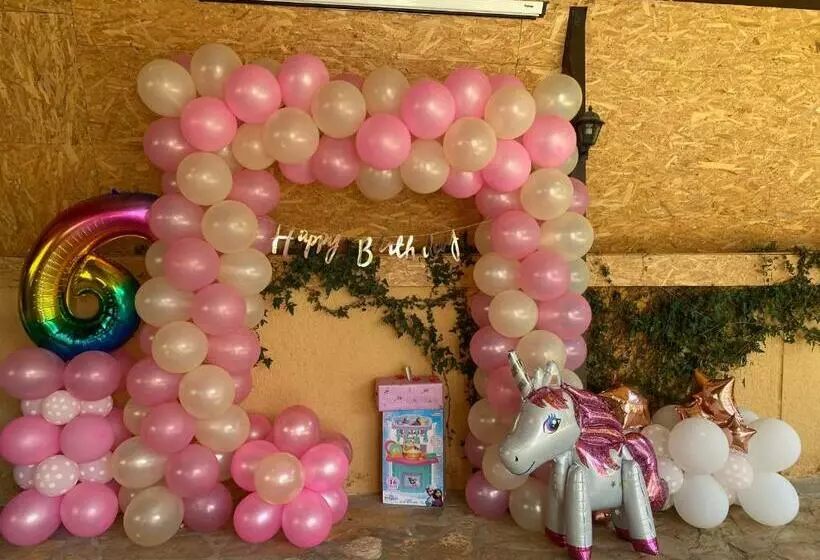 ホテル Rritja E Koranit