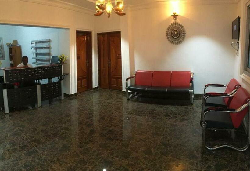 Hotel Satellite Dream