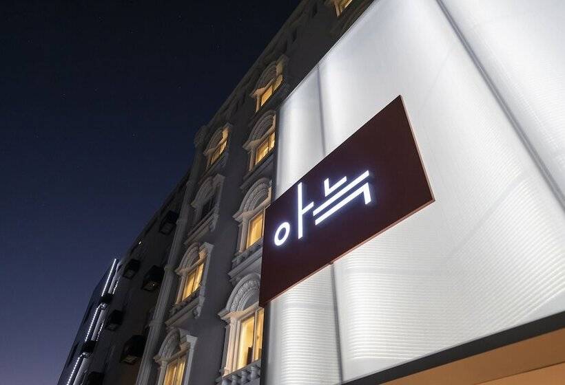 Nomad Aank Hotel Gumi