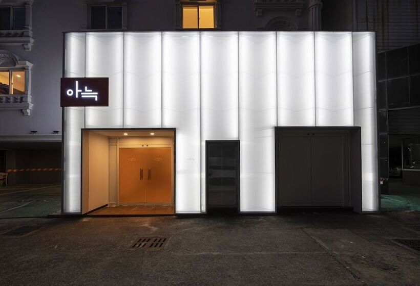 Nomad Aank Hotel Gumi