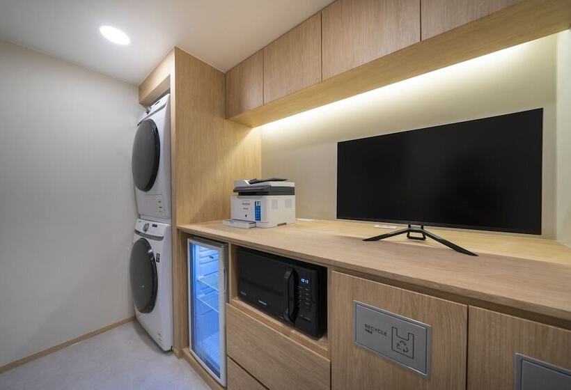 Nomad Aank Hotel Gumi