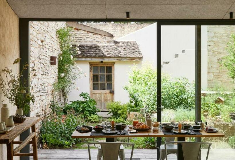 بنسيون La Maison De Pommard