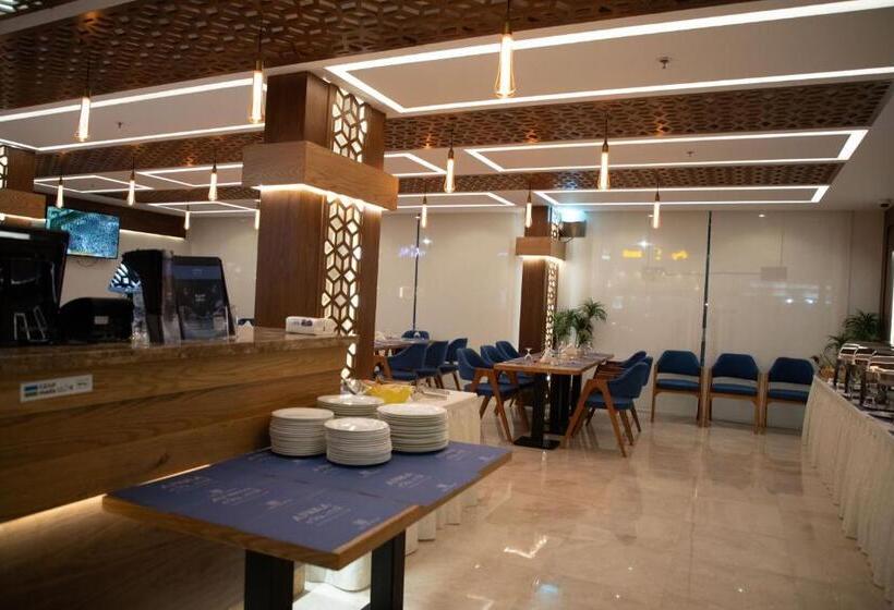 Red Sea Seasons Hotel Suites