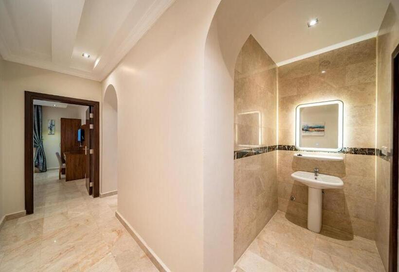 Red Sea Seasons Hotel Suites