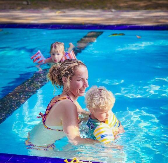 فندق صغير Birds Paradise Inn