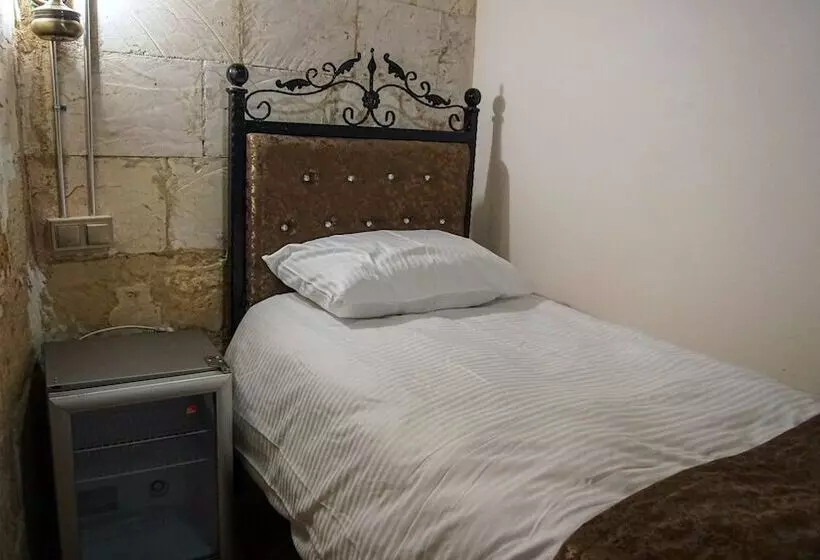 تختخواب و صبحانه Doğanbey Konaği