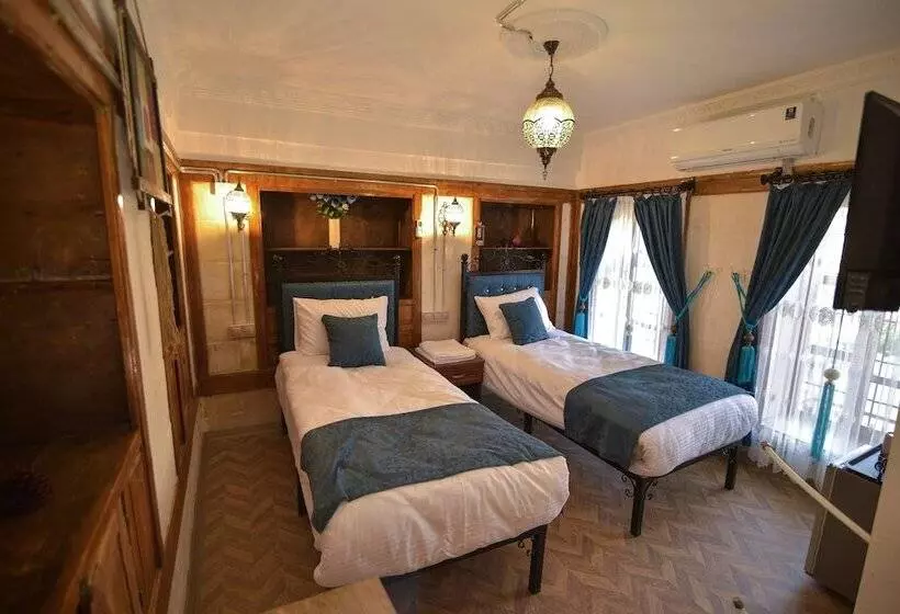 تختخواب و صبحانه Doğanbey Konaği