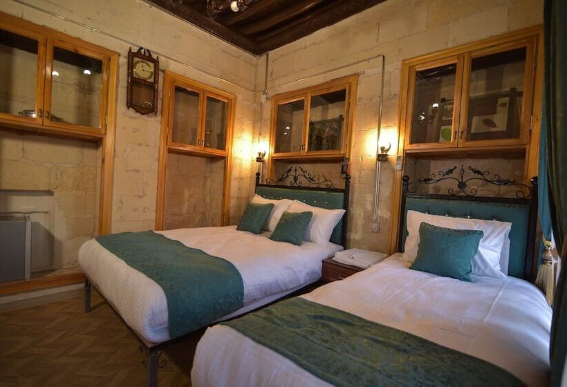 تختخواب و صبحانه Doğanbey Konaği