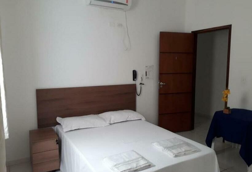 酒店 Pousada Certri