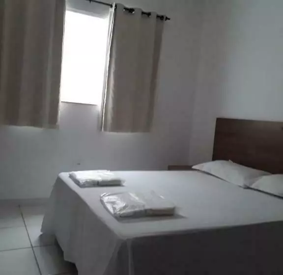 Hotelli Pousada Certri