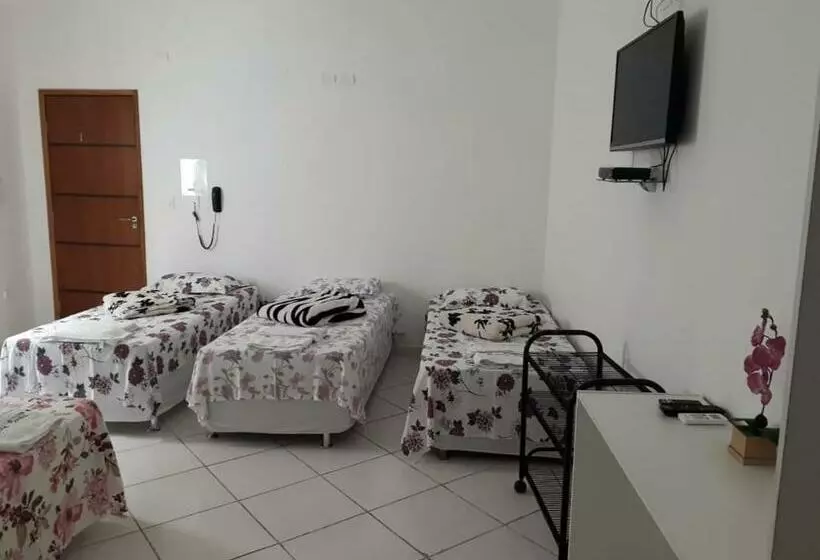 Hotelli Pousada Certri