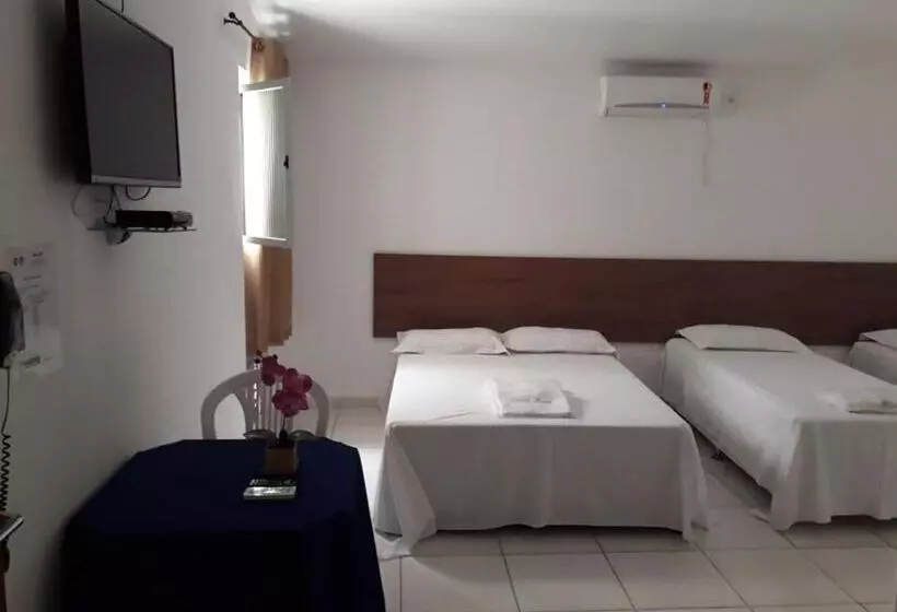 Hotelli Pousada Certri