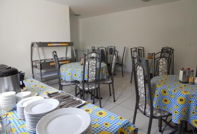 酒店 Pousada Certri