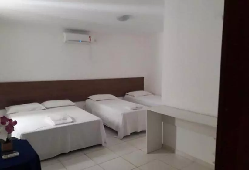 Hotelli Pousada Certri