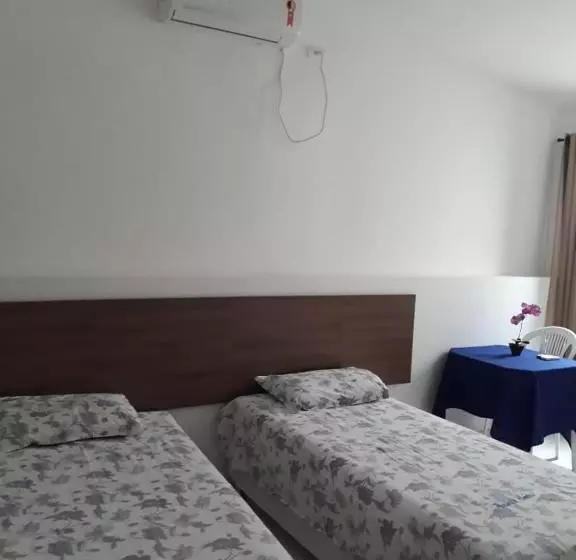 Hotelli Pousada Certri