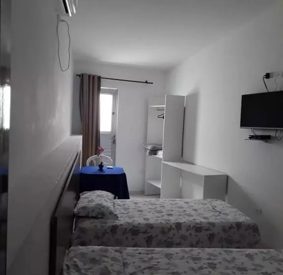 Hotelli Pousada Certri