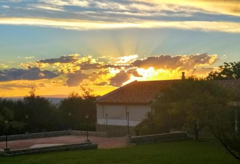 בית מלון כפרי Torres De La Quebrada