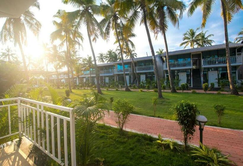 Foxoso La Beach Resort, Morjim