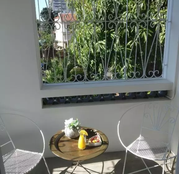 ペンション Acacia Inn Guesthouse