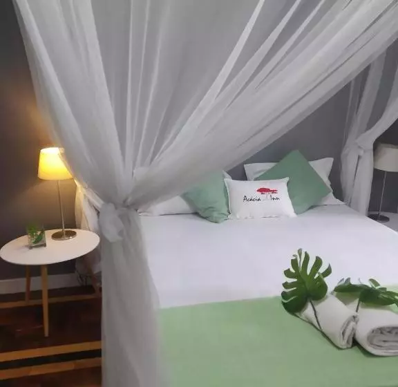ペンション Acacia Inn Guesthouse