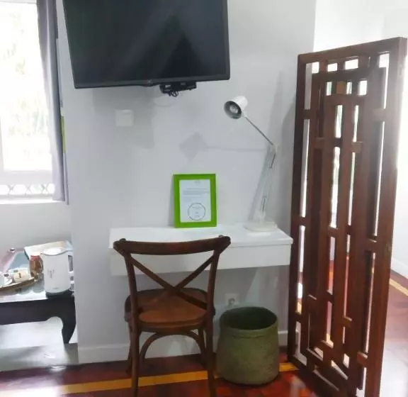 ペンション Acacia Inn Guesthouse