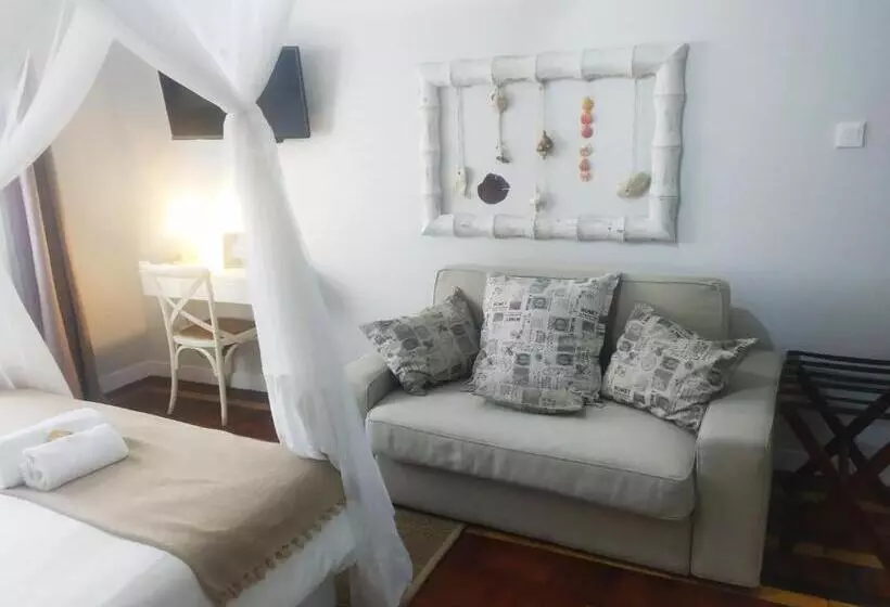 ペンション Acacia Inn Guesthouse